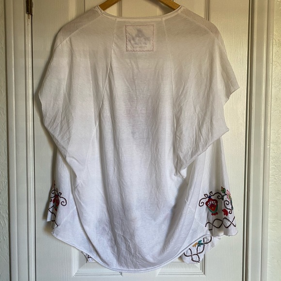 Johnny Was Short Sleeve Embroidered Top - Picture 2 of 3